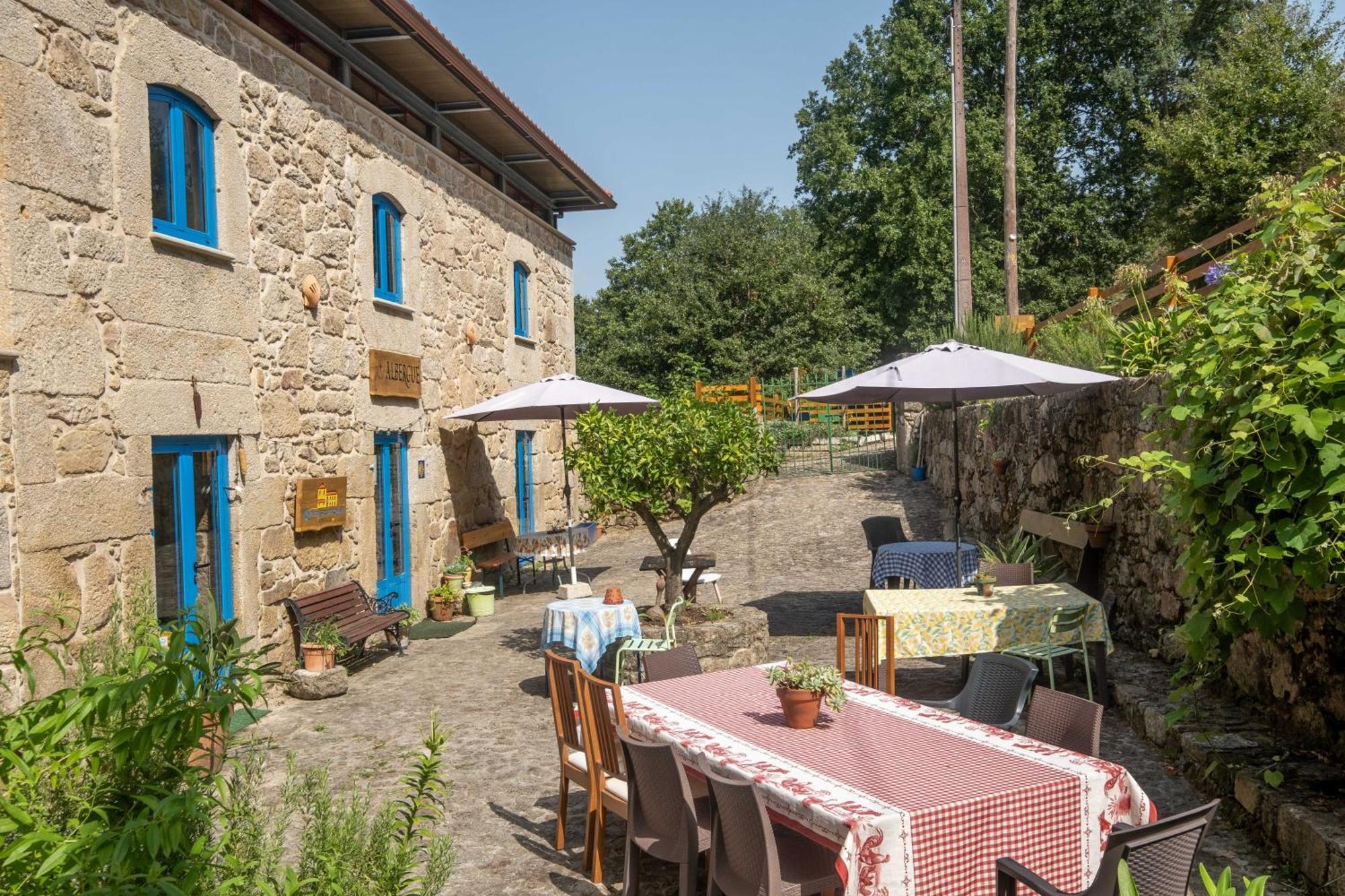 Quinta Estrada Romana - Albergue De Peregrinos Cerdal Extérieur photo